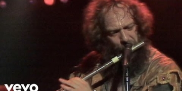 Jethro Tull performing Sweet Dream