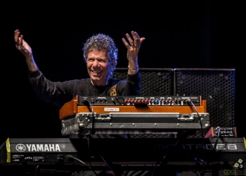 Corea-Gadd-Band-Teatro-de-Verano-Montevideo-25-octubre-2017-foto-Ricardo-Gomez.jpg