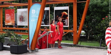Diez de cada Diez es parte del ciclo Dislocaciones / ciclo de performance en la Plaza Fabini - Noviembre 2017 - Foto © Camila Caballero www.cooltivarte.com