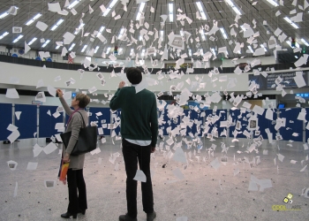 OUT IN THE OPEN – RAQUEL LEJTREGER - embajada y misión permanente del Uruguay en Viena - ROTONDA DEL CENTRO INTERNACIONAL DE VIENA, NACIONES UNIDAS, AUSTRIA - 6 de noviembre de 2017 - Foto © Raquel Lejtreger