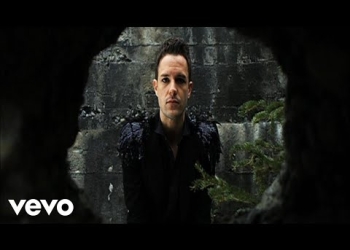 The Killers – The World We Live In