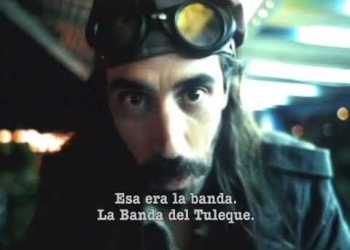 El Chevrolé - La trama narra las vicisitudes de un músico recién salido de la prisión llamado Tuleque (Jorge Esmoris), que busca volver a tocar con su banda musical, Los Chevrolés, cuyos miembros están desperdigados por la ciudad, ganándose la vida con diversas actividades.