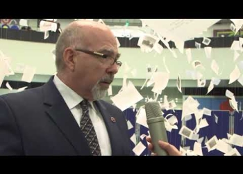 Instalación INTEMPERIE – OUT IN THE OPEN de Raquel Lejtreger