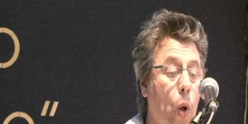 Luis Bravo - Memoria Audiovisual del Festival Internacional de Poesía de Medellín