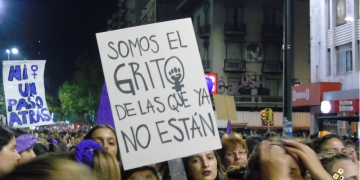Día Internacional de la Mujer #8M - Marcha por 18 de Julio - Foto © Claudia Rivero