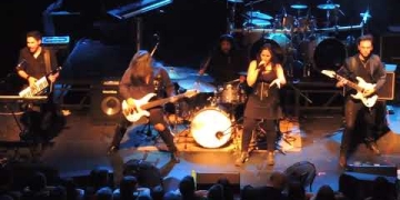 CRYSTAL GATES - inicio de show de Epica