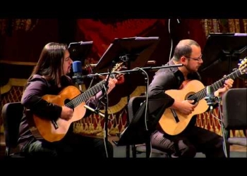 Video grabado en vivo en el concierto de Chango Spasiuk "Tierra colorada en el Teatro Colón"