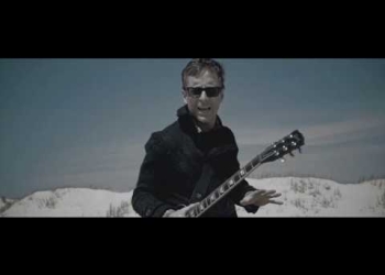 PASOS DE GIGANTE de MARTINO Videoclip