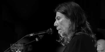 Quede Água | Álbum: Carbono | Autoria: Lenine e Carlos Rennó