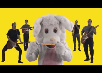 "Los conejos gigantes", canción incluida en el disco "Si te digo de miento" (2018) disponible en todas las plataformas digitales. Edita Bizarro Records. Los Prolijos