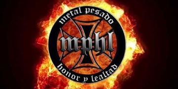 Diego Petru es el vocalista de Cuchillagrande, legendaria banda del heavy metal nacional. Actualmente se encuentra preparando su presentación con su proyecto Metal Pesado Honor y Lealtad.Con esta propuesta se presentara el sábado 28 en Bluzz Live.