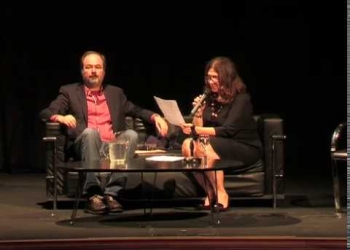 Juan Villoro es dramaturgo, novelista, cuentista, ensayista y periodista.