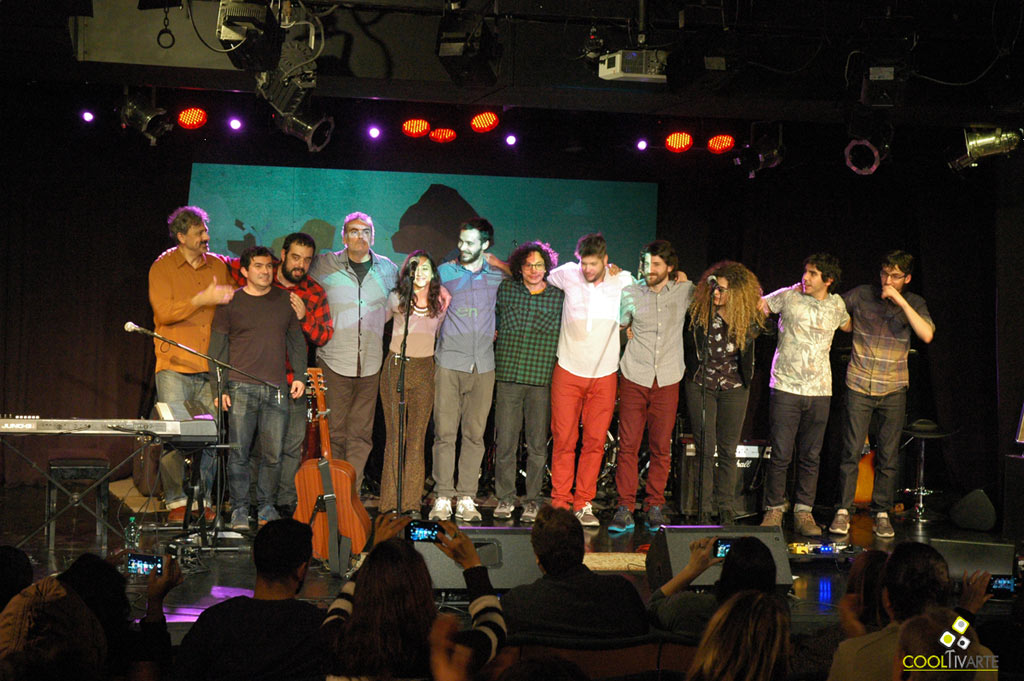 PEDRO RESTUCCIA PRESENTÓ TURISTA - Jueves 9 de Agosto - Sala Blanca Podestá (AGADU) - INVITADOS ESPECIALES: Samantha Navarro, Gonzalo Gravina, Sofía Gabard, Fabricio ‘Panki’ Breventano, Juanse Gómez. - Foto © Federico Meneses www.cooltivarte.com