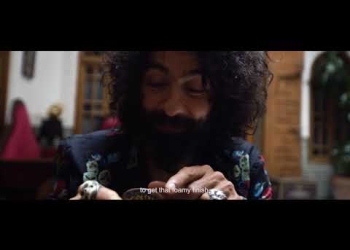 A planet in a violin case. Episode 5. Song: Kach Nazar Venue: Théâtre National Mohammed V, Rabat- Ara Malikian