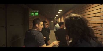 Video en vivo de un viejo himno de la banda junto con Joel Capdeville en guitarra en la presentación del show "Por la huella". Sala Hugo balzo del Sodre, 10 de Agosto de 2018. Inquilinos del reggae