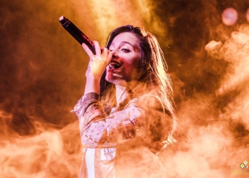 ORIANA – LOVE ME DOWN EASY TOUR