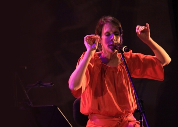 Visita al planeta Sara Sabah, en el Ciclo Cuerdas