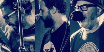 Gustavo Parodi es una figura clave de la música uruguaya posdictadura. Co-fundador de dos de las bandas más importantes y emblemáticas de la historia del rock uruguayo como lo fueron Los Estómagos en los 80´s, y posteriormente y hasta hoy Buitres