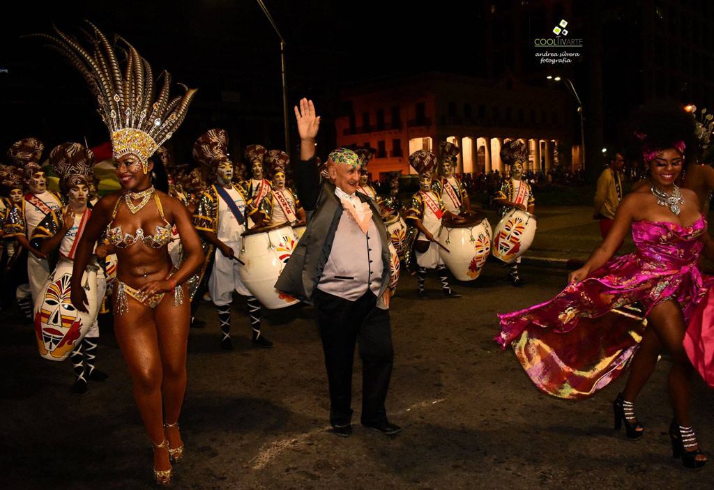 DESFILE INAUGURAL DE CARNAVAL 2019 Foto © Andrea Silvera www.cooltivarte.com ...