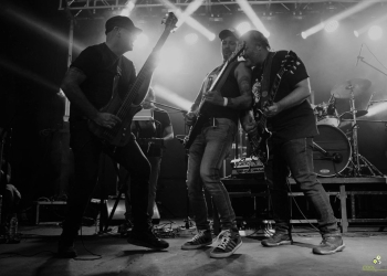 LA TRIPLE NELSON en Los Titanes La Tuna - 12-01-19 - Fotos Claudia Rivero www.cooltivarte.com