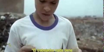 Imagina que un niño de las favelas de Brasil encontrase este libro. Esta es la premisa de la que parte un multipremiado corto que está maravillando a todo el que tiene la suerte de cruzarse con él. “Mi amigo Nietzsche” se titula en realidad “Meu amigo Nietzsche” y es un corto cinematográfico brasileño escrito y dirigido por Fáuston da Silva.