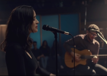 No Te Va Gustar ft. Julieta Venegas - Chau (Video Oficial)