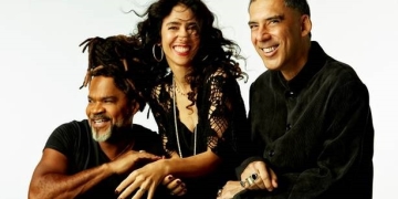 TRIBALISTAS LLEGA A URUGUAY > > 22 DE MARZO _ ANTEL ARENA > > ¡El trío más esperado de Brasil por primera vez en Montevideo! > > ENTRADAS ANTICIPADAS desde este viernes 14 de diciembre al 6 de enero. > En venta a través de TICKANTEL (Abitab, Red Pagos y locales Antel de todo el país) a partir de las 17 hs del 14/12 > Financia Oca 3 pagos.