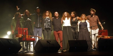 HOMENAJE A ALFREDO ZITARROSA En el marco de los festejos por los 20 años de la Sala Zitarrosa y en el día en el que Alfredo cumpliría años se llevó a cabo un sentido homenaje Participaron: Milongas Extremas Betina Sanchez (Nameless) Florencia Nuñez Lea Bensasson Samantha Navarro Maia Castro Sala Zitarrosa 10-04-19 Fotos Claudia Rivero www.cooltivarte.com