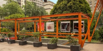 La Intendencia de Montevideo a través del Departamento de Cultura tiene el agrado de presentar el "49º Premio Montevideo de Artes Visuales". Desde el año 1940, a partir del "I Salón Municipal"