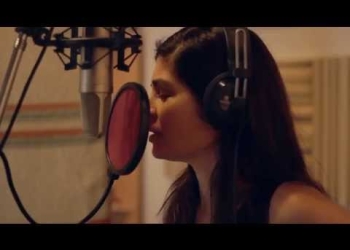 Esta grabación forma parte de "Soy una tarada", disco que se presentó el 19 de noviembre del 2015. en "La Ballena Azul" del Centro Cultural Nestor Kirchner. Lucho Guedes y Soledad Villamil