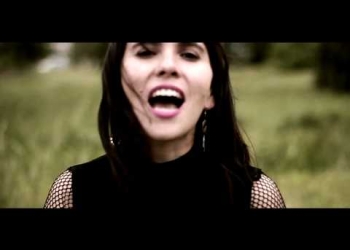 Versión en Italiano de la canción Panorama Canción aún inédita en español. Letra, Música, Grabación y Edición musical: MARCELLA CERAOLO mayo 2019.