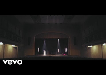 Music video by El Cuarteto de Nos performing Contrapunto para Humano y Computadora (Official Video). (C) 2019 Sony Music Entertainment Argentina S.A.