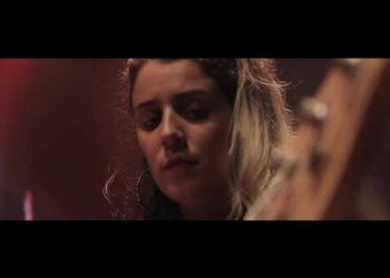 #LaMujerPajaro #Voy #EnVivo LA MUJER PÁJARO – Voy [ Videoclip En Vivo ]