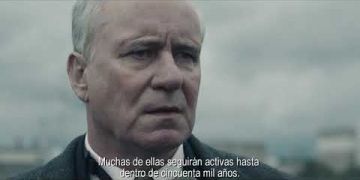 Chernobyl, una miniserie en coproducción de HBO y Sky, dramatiza la historia del accidente nuclear de 1986, una de las peores catástrofes provocadas por el hombre en la historia, y de los sacrificios realizados para salvar a Europa de un desastre inimaginable.