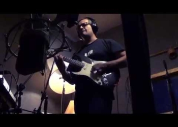 La Banda de la Luna Azul es una banda de rock uruguayo fundada en 1990 con notorias influencias de formaciones de los años setenta como Psiglo, Opus Alfa, Días de Blues o Totem, con un amplio repertorio propio en la línea del rock y el blues, mezclando candombe y murga en algunas de sus canciones. Centro Cultural España, Rincón, Montevideo, Uruguay Rincón 629, Montevideo Fecha - Jueves 27 de junio 2019 Horario - 19:30 (puntual) Entrada Libre 