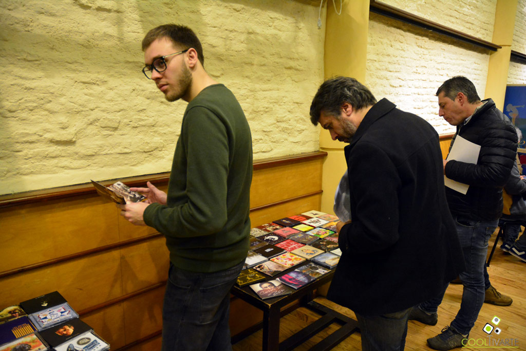 Jurado definiendo la categoría #MejorDiseñodeArte #PremiosGraffiti2019 XVII edición - Junio 2019 - Agadu Foto © Federico Meneses www.cooltivarte.com