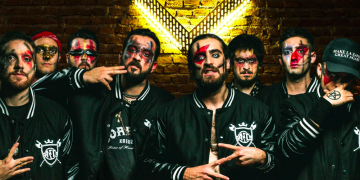 El 5 de julio a partir a las 21, 30 horas llega AFC al Club Cultural Matienzo (Pringles 1249) de la Ciudad de Buenos Aires. Desde el 2013 AFC se afianza como uno de los grupos de música alternativa más reconocidos del panorama uruguayo alcanzando tres nominaciones a los Premios Graffiti en su 17ª edición (Mejor Video Clip,  Mejor Álbum Hip Hop y Tema del Año).