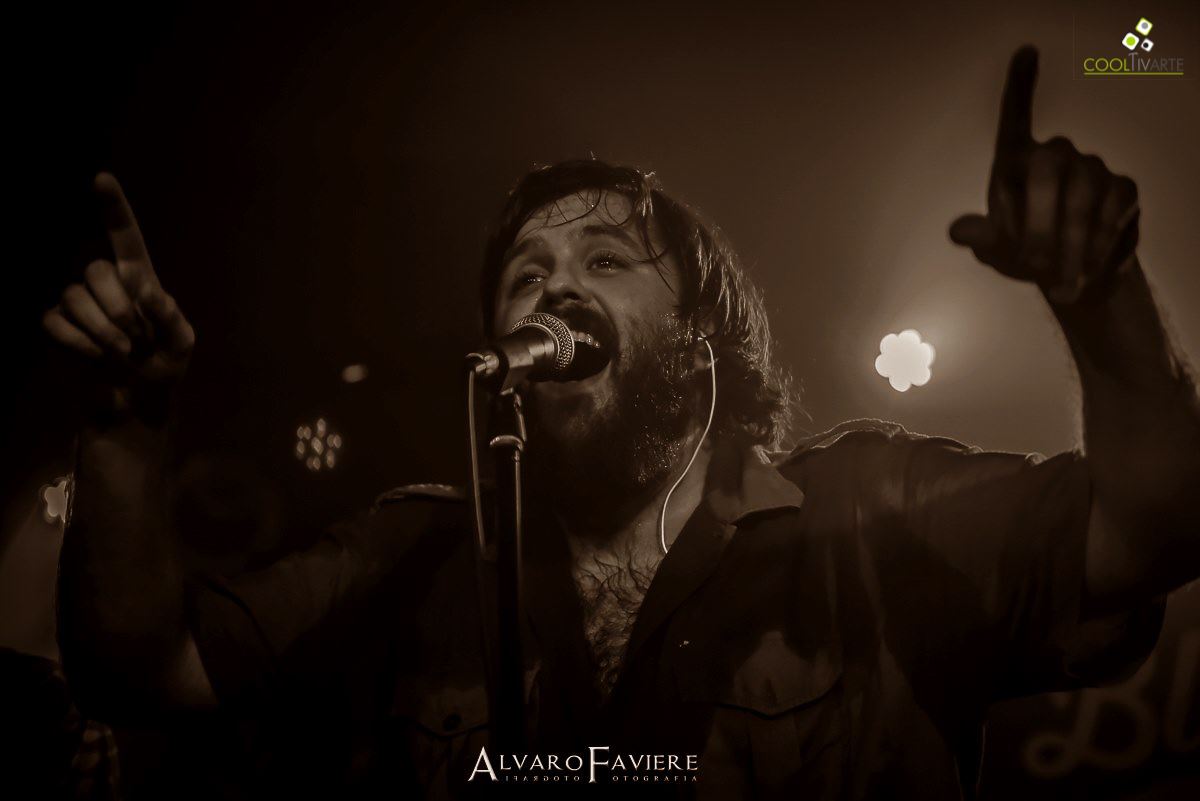 4 PESOS se presento en Bluzz Live en la primera de las 2 sopas invernales - Invitado - Kung Fu Ombijam Fotografia © Alvaro Faviere www.cooltivarte.com