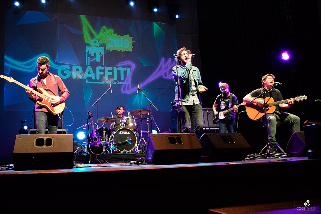 Lanzamiento de la edición XVII de Premios Graffiti 2019 En Sala Zitarrosa con shows en vivo de Kung Fu Ombijam – Sebastián Casafúa – Florencia Nuñez – Diego González – Maxi Suárez con la capacidad de la sala agotada se entregaron los primeros Premios Graffiti a la Música Uruguaya. El 27 de agosto de 2019 en el Auditorio del Sodre se realizará la segunda entrega.Sala Zitarrosa 31-07-2019 - Fotos Claudia Rivero www.cooltivarte.com