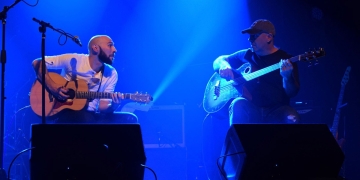 La Sala Zitarrosa fue el lugar elegido por Santi Cutinella y los Convivientes para tocar las canciones de su disco “No tan solo”.