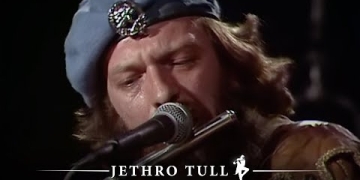 Jethro Tull performing "Old Ghosts" on German TV Show "Rockpop" in March 1980.