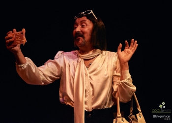 NoDoyConElPersonaje - Unipersonal - 5 monólogos interpretados por Moré - Teatro Circular de Montevideo - Foto Chiazzaro Castro www.cooltivarte.com