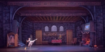 El Ballet Estable del Teatro Colón continúa con las funciones de La Cenicienta en versión coreográfica de Sir Ben Stevenson el martes 22, miércoles 23, jueves 24, viernes 25 y sábado 26 de octubre a las 20:00 horas.