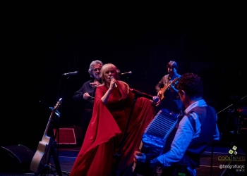 WASHINGTON CARRASCO & CRISTINA FERNÁNDEZ en Antel Arena - Por motivo de los 166 años de la Sociedad Española de Socorros Mutuos Foto © Chiazzaro Castro www.cooltivarte.com