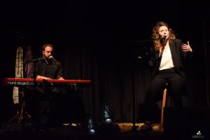 Florencia Núñez en Magnolio Sala Presentando su show ´´Algo nuevo, algo viejo, algo prestado´´ 31-10-19 Fotos Claudia Rivero www.cooltivarte.com