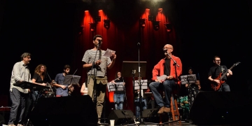 Taller Uruguayo de Música Popular - Sala Zitarrosa - Diciembre 2019 - Fotos Claudia Rivero www.cooltivarte.com Concierto de cierre de los 35 años del Taller Uruguayo de Música Popular (TUMP) Participan: Ana Prada, Mauricio Ubal, Rossana Taddei, Rubén Olivera, Samantha Navarro, Orquesta Inestable del TUMP (con la dirección de Carlos Quintana) y Coro del TUMP