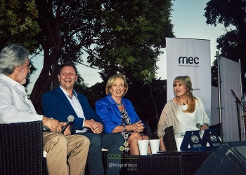 Washington Carrasco y Cristina Fernández Premio Delmira Agustini - Feria Ideas+ - Diciembre 2019 - Fotos: @fotografiacyc - Chiazzaro Castro www.cooltivarte.com