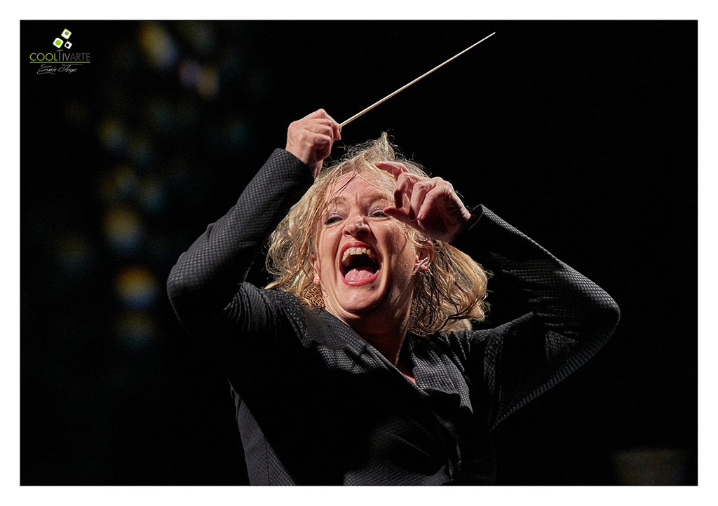 "Ellas" | Filarmónica de Montevideo - Cristina Fernández @navarromonica @samamusica @maiacastro1980 @LigiaAmadio @FilarmonicaMVD Fotos © Esmir Jorge. "Ellas" | Filarmónica de Montevideo - Cristina Fernández @navarromonica @samamusica @maiacastro1980 @LigiaAmadio @FilarmonicaMVD Fotos © Esmir Jorge. @esmir.jorge www.cooltivarte.com