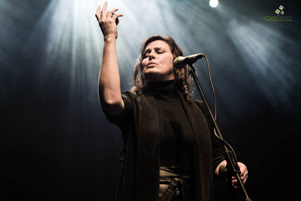 Malena Muyala en Sala Zitarrosa el 10 de marzo 2020 Fotografía Jonathan La Paz www.cooltivarte.com