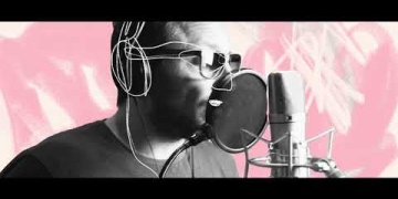 Canciones sin Hogar Somos Martín Mazzella y Camilo Fernández. Este proyecto surgió cuando nos dimos cuenta de que teníamos canciones que queríamos mostrar, y la única que forma que encontramos de que no murieran en un cajón fue pedirle a cantantes que las adopten. Composición: Camilo Fernández Producción musical: Eder Fructos, Martín Mazzella, Camilo Fernández Voz: Emiliano Brancciari